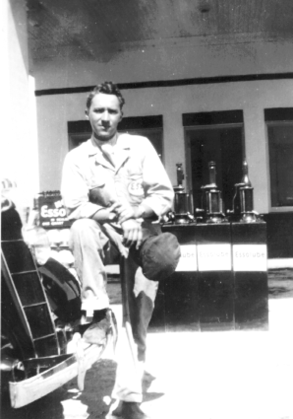 Harry at the Esso station, Elkton